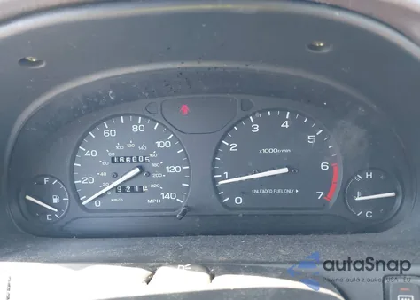 1995 Subaru Legacy L from USA, damaged, VIN 4S3BD6352S9211402